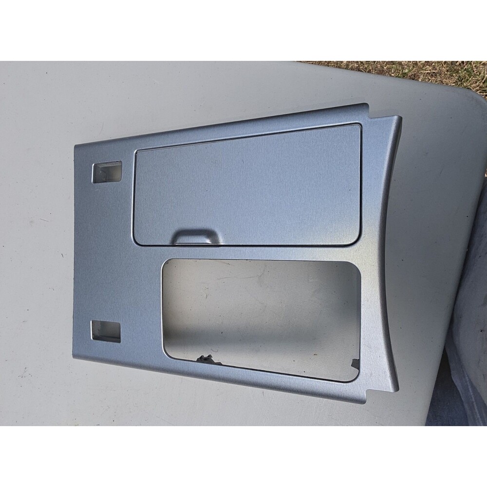 2004-2007 Nissan Armada Titan Shifter Trim Bezel Cup Holder Cupholder See Descri
